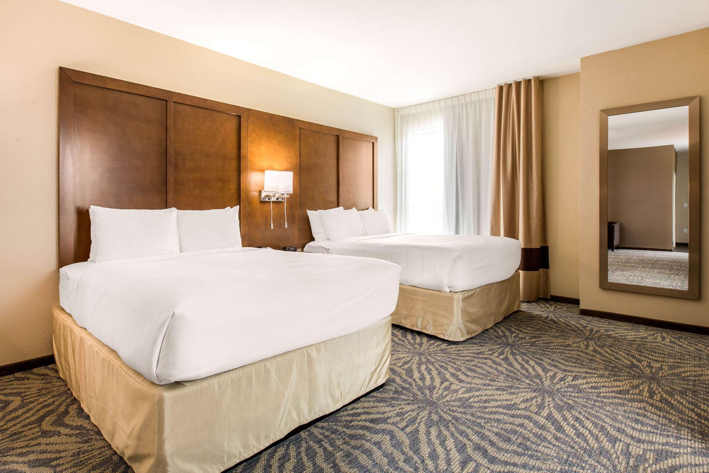Comfort Suites - South Остин Экстерьер фото