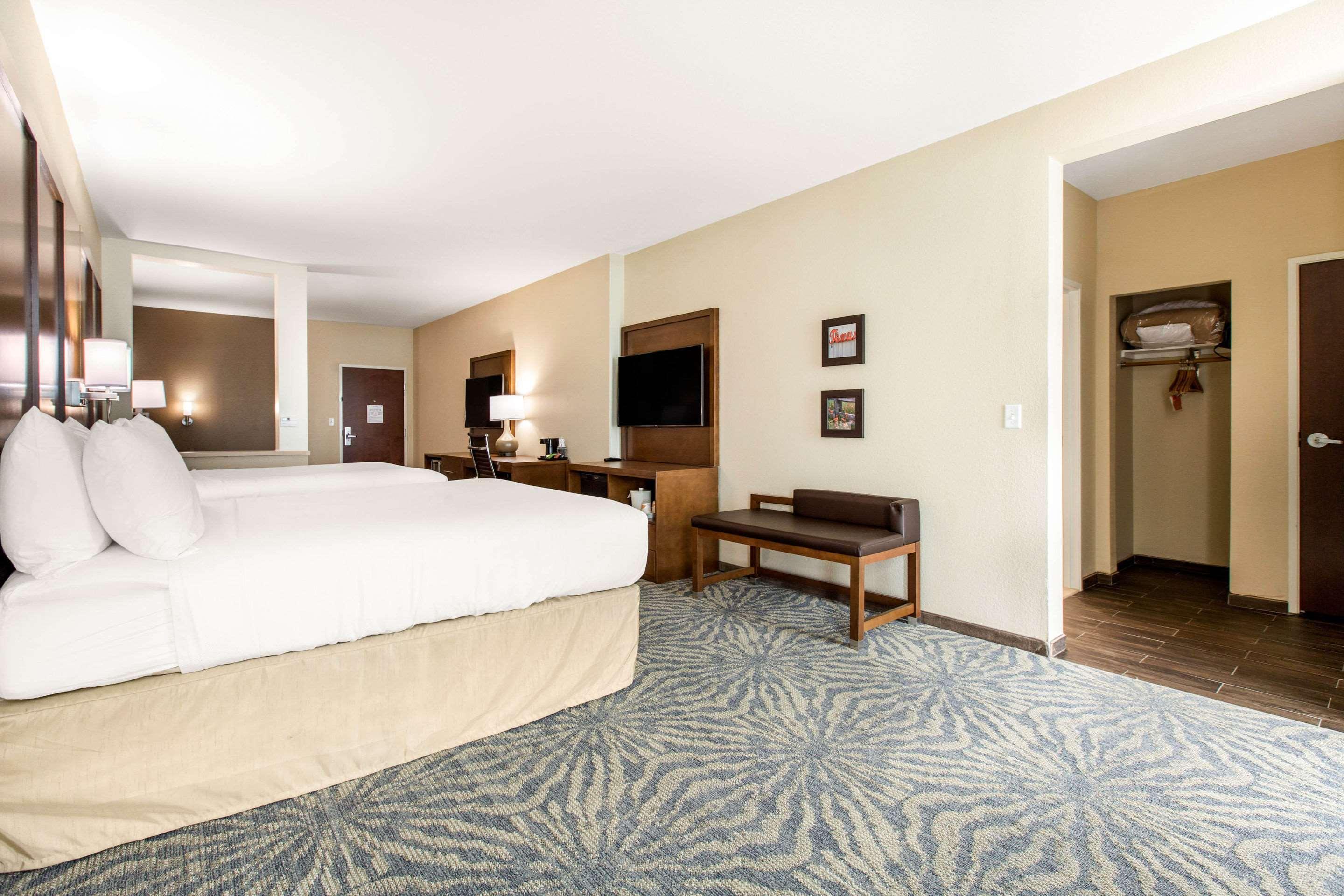 Comfort Suites - South Остин Экстерьер фото